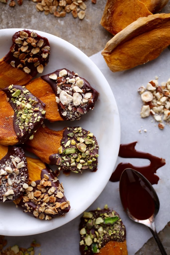 Dark Chocolate Dipped Mango Snacks // Gluten & Dairy Free Nutrition