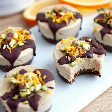 Vegan Chocolate Orange Mini Protein Cheesecakes via Nutritionist in the Kitch