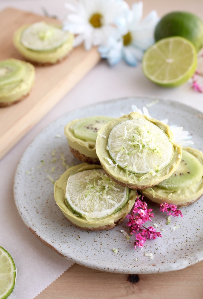 Healthy Key Lime Tarts | Nutrition in the Kitch