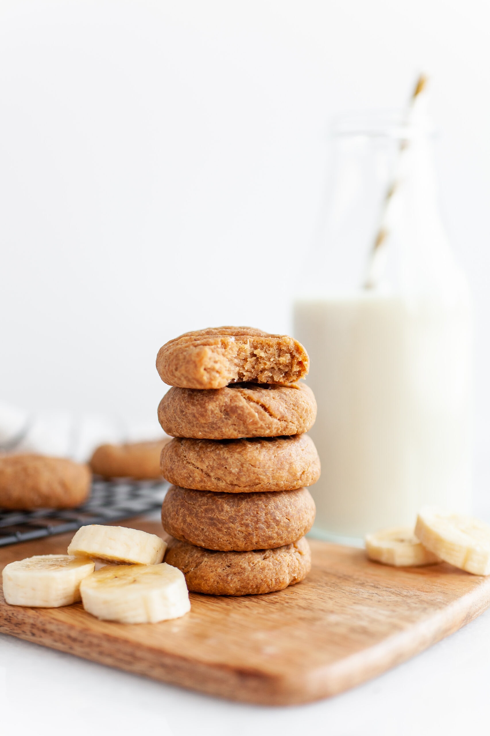 Healthy Peanut Butter Banana Cookies | 4-Ingredients Only!