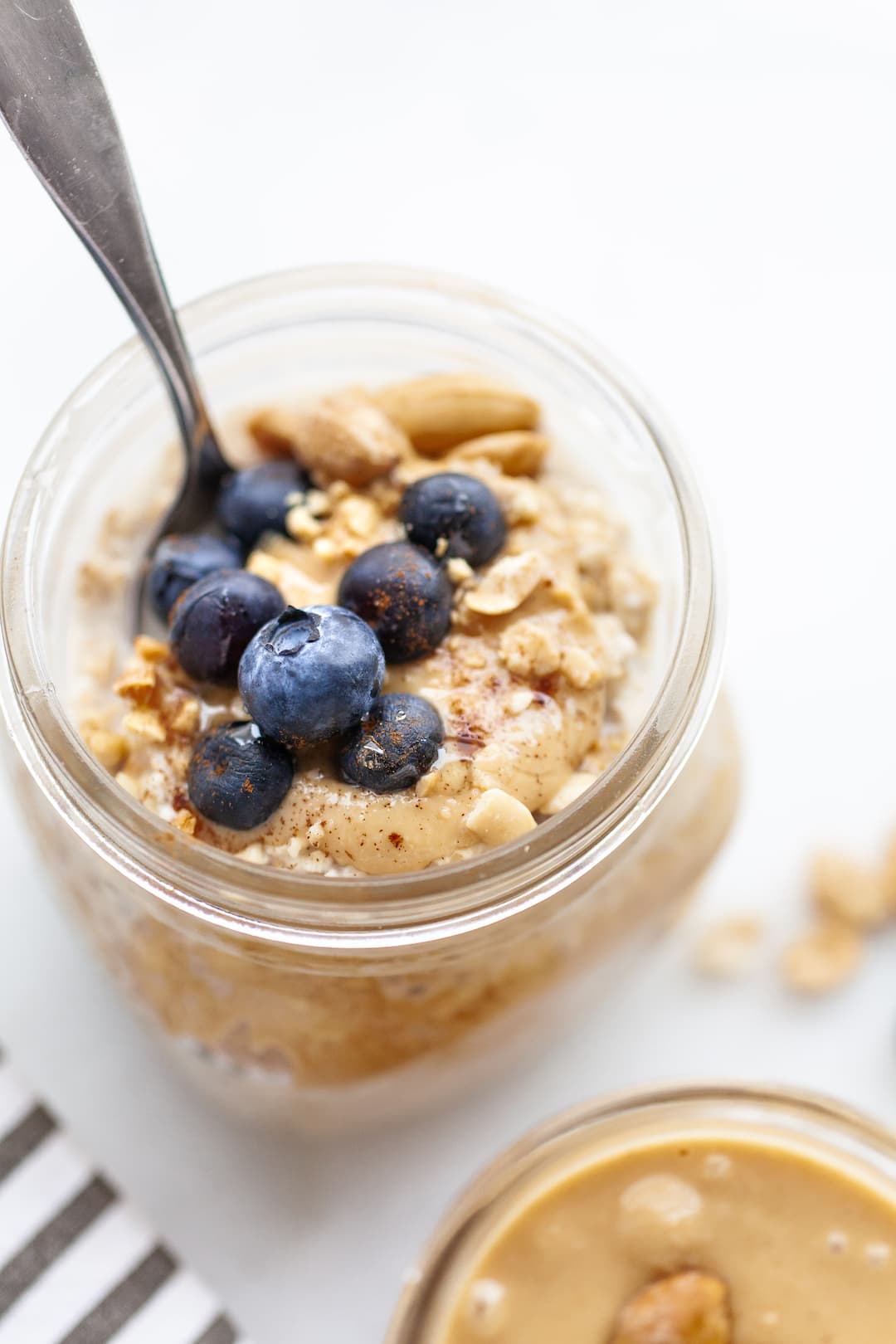 Simple Peanut Butter Overnight Oats | Nutrition in the Kitch