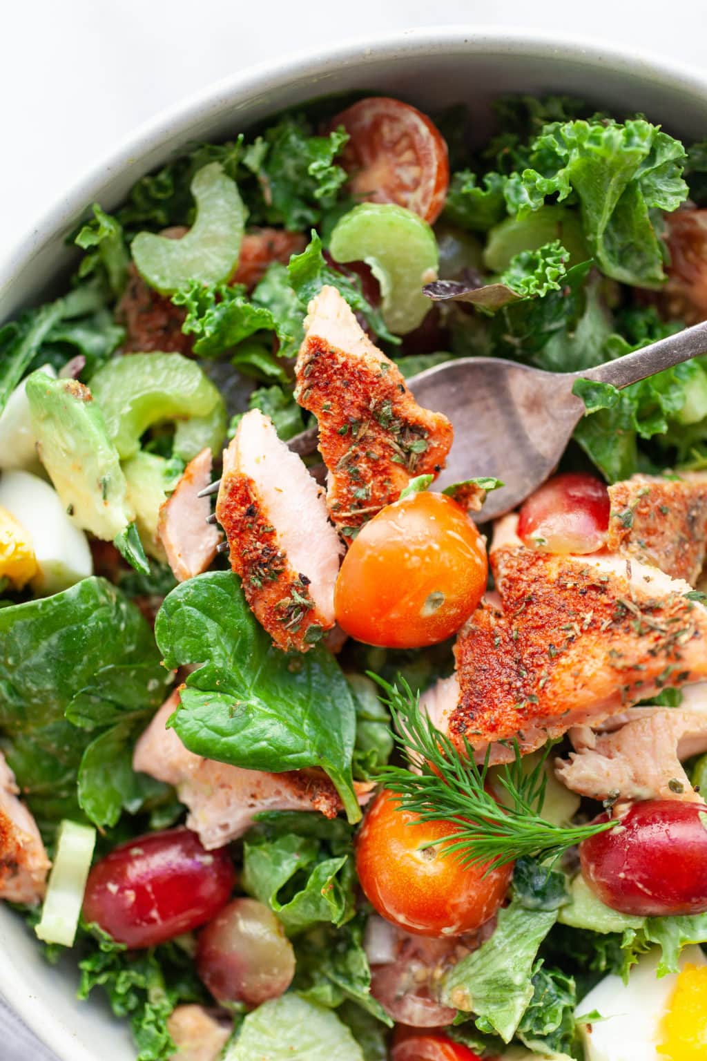 Healthy Blackened Salmon Salad | Nutrition in the Kitch